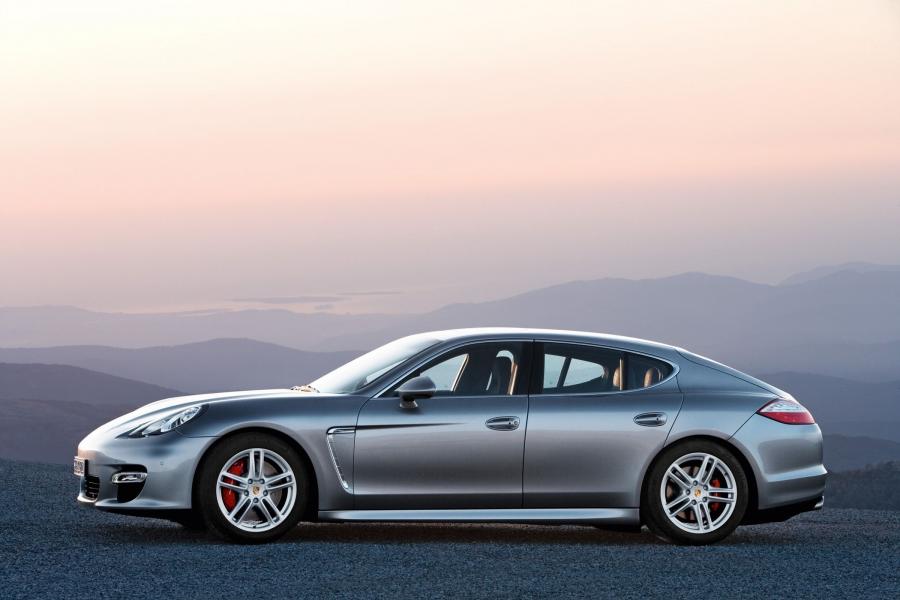  Porsche Panamera 2009 года  (фото 50 из 144)